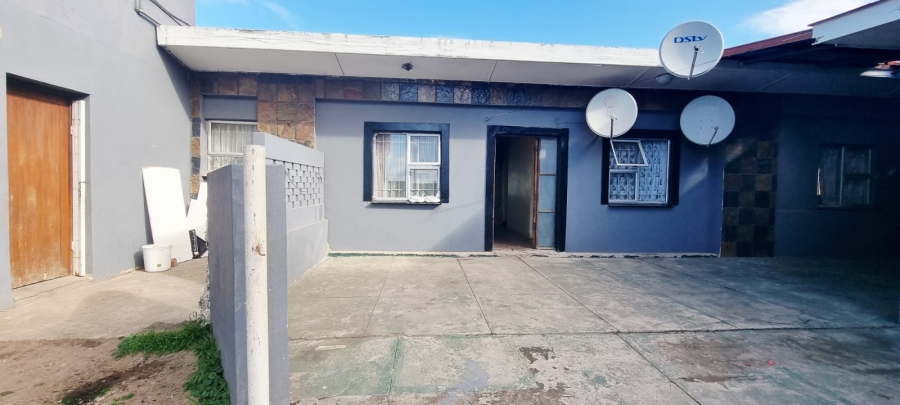 8 Bedroom Property for Sale in Amalinda Eastern Cape